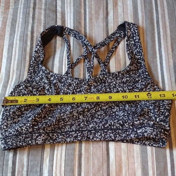 Lululemon Athletica Black and White Crisscross Sports Bra - Picture 9 of 10